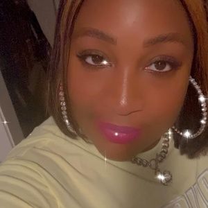 Meet your Posher, Shaneatha